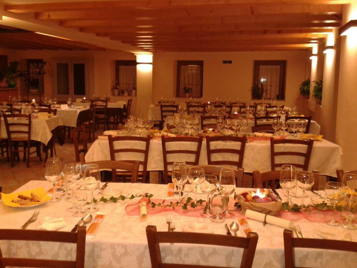 Locanda "Alla Rosa" Lusiana Екстериор снимка