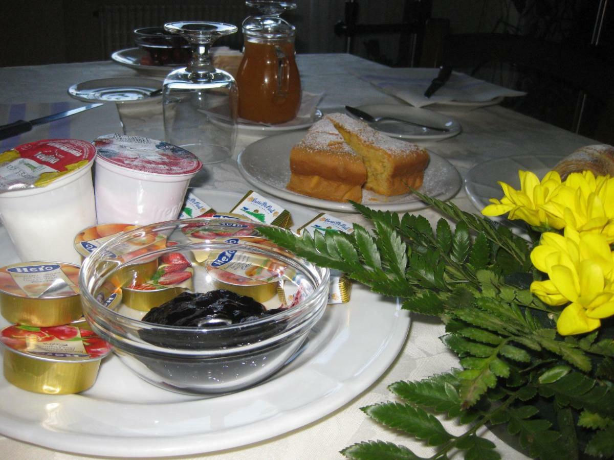 Locanda "Alla Rosa" Lusiana Екстериор снимка