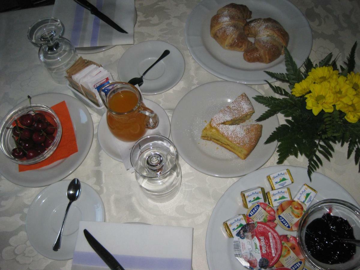 Locanda "Alla Rosa" Lusiana Екстериор снимка