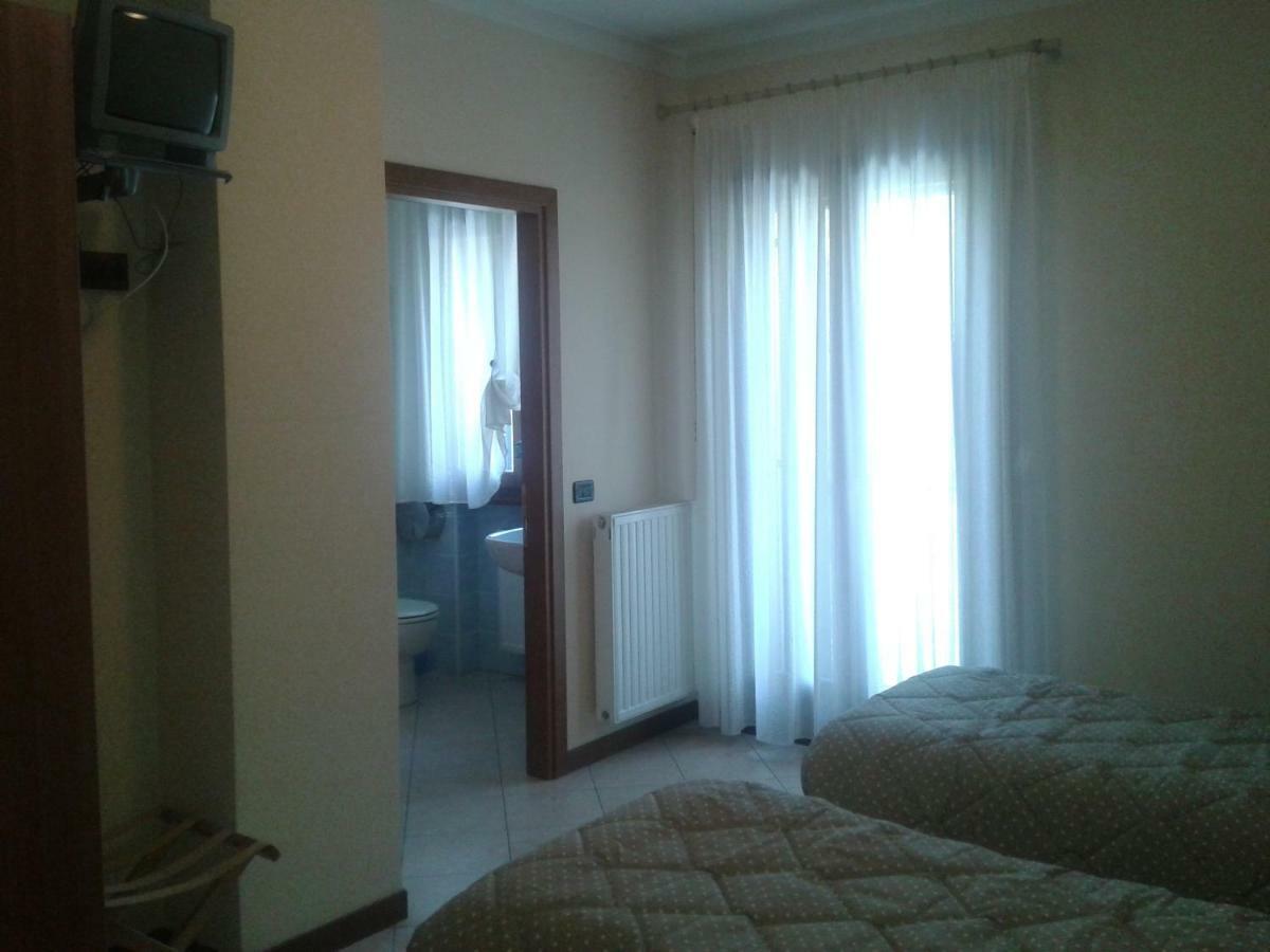 Locanda "Alla Rosa" Lusiana Екстериор снимка