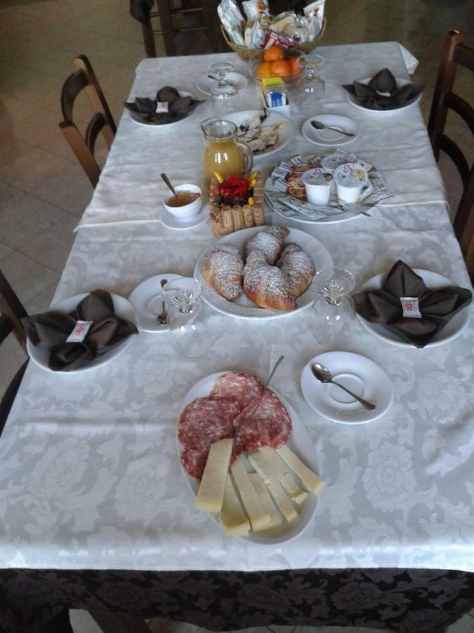 Locanda "Alla Rosa" Lusiana Екстериор снимка